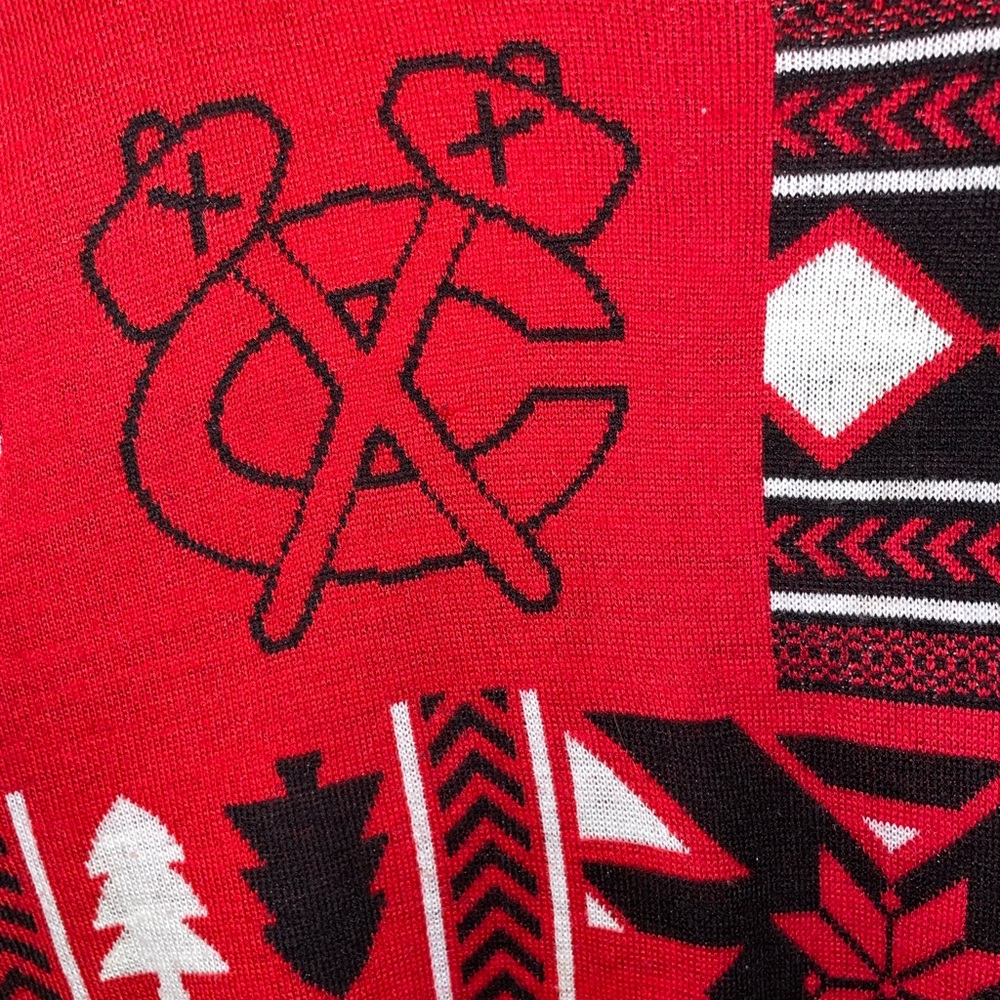 Blackhawks Christmas sweater - Picture 5 of 6